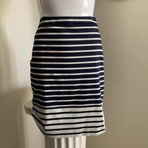 J.Crew - pencil skirt size 2
